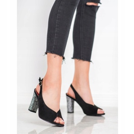 Goodin Sandály s ozdobnou patou černý 2