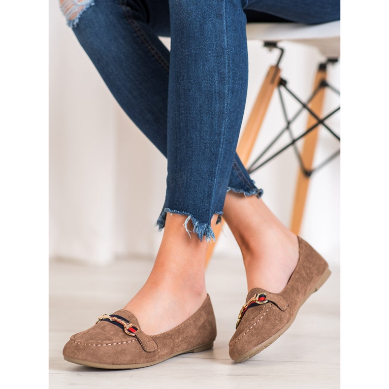 Fama Suede Lords s ozdobou hnědý 2