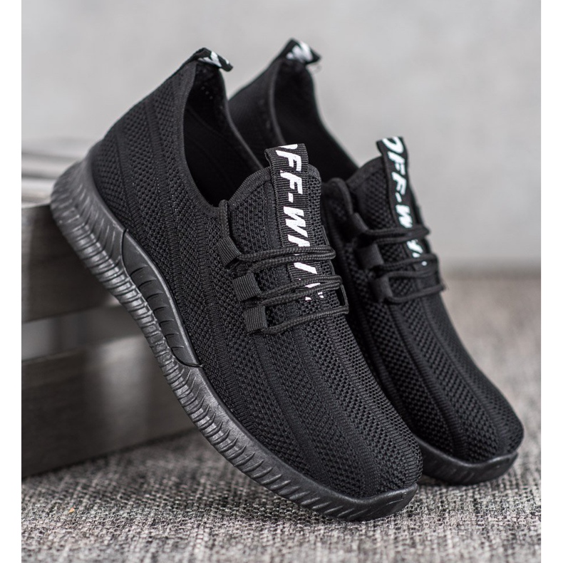 SHELOVET Černé prolamované boty černá 1