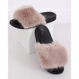 Béžové pantofle s kožešinou CK107P Béžová béžový 1