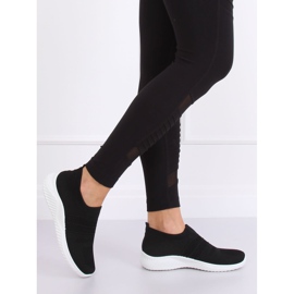 Černá NB331P Černá sportovní obuv 2 Černá NB331P Černá sportovní obuv 2