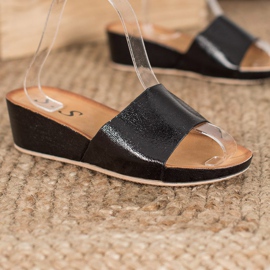 SHELOVET Stylové klínové pantofle černá 2