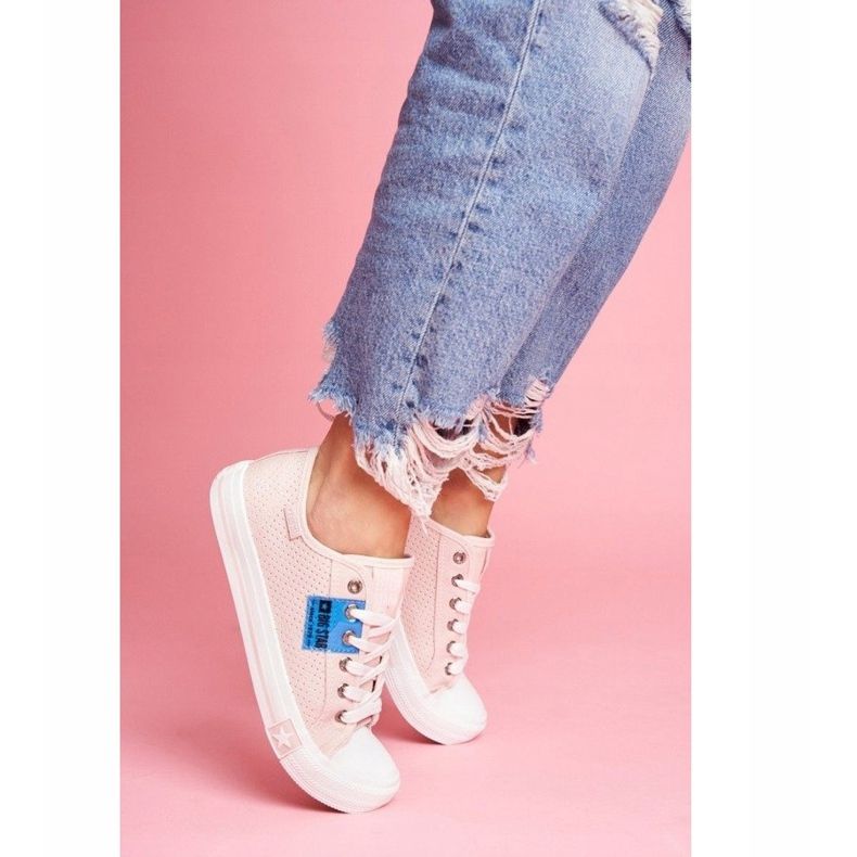 Růžové dámské prolamované tenisky Big StarFF274033 růžový 1