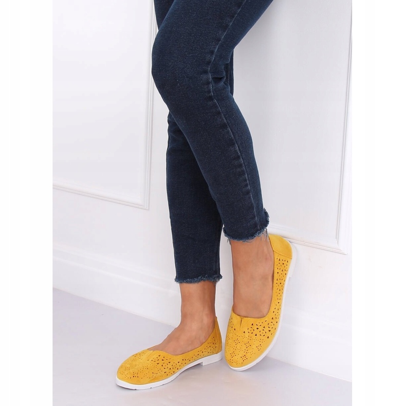 Medové prolamované balerínky ZA02P žluté žlutá 2