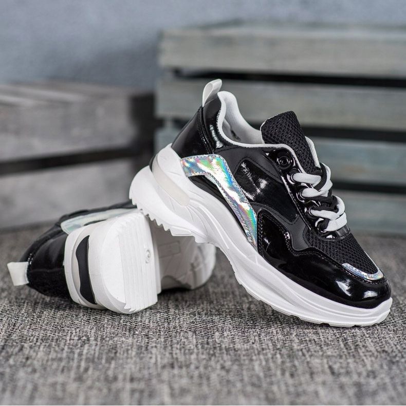 SHELOVET Stylové tenisky z ekologické kůže černá 2 SHELOVET Stylové tenisky z ekologické kůže černá 2