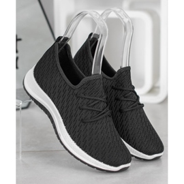 SHELOVET Černá prolamovaná sportovní obuv 2