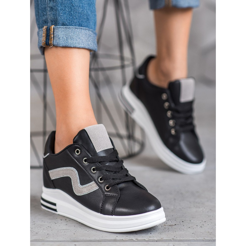 SHELOVET Sportovní obuv se skrytým klínkem černá 1