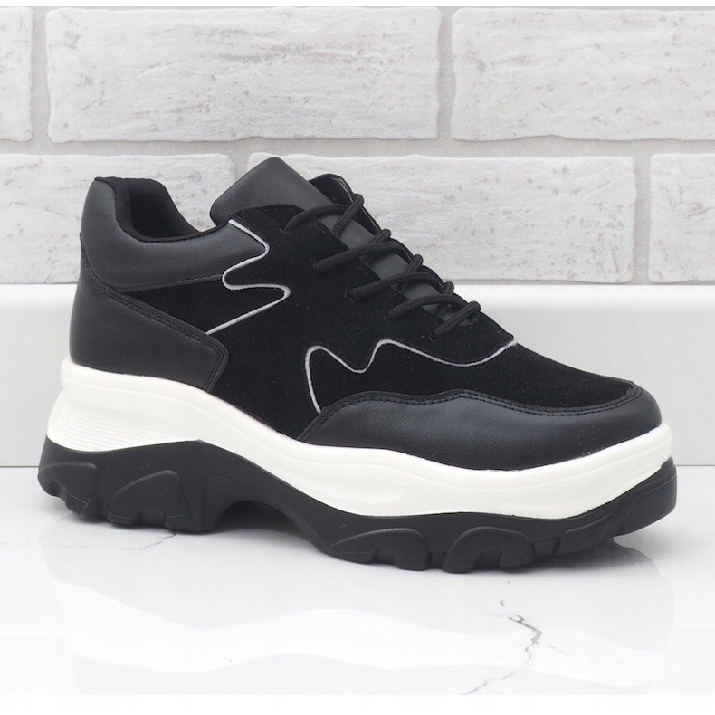 Černé tenisky z ekokůže E3260 černá 1