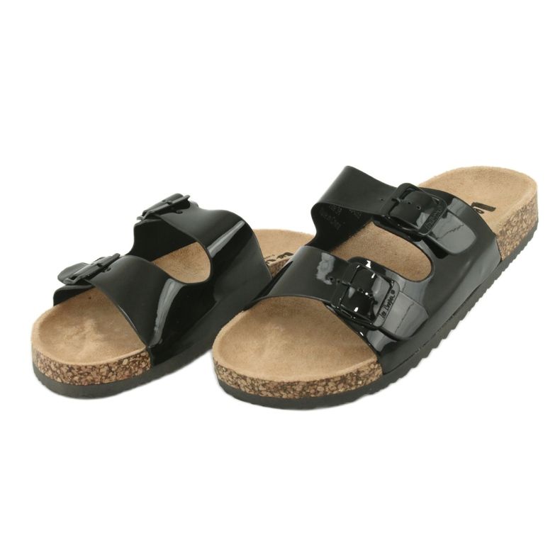 Lakované anatomické černé pantofle Lee Cooper 1043 černý 2