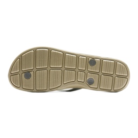 Žabky Nike Solarsoft Thong Ii M 488160 308 zelený 1