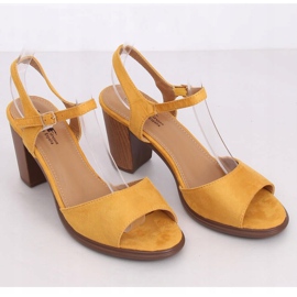 Sandály na vysokém podpatku med 660-6 Yellow žlutá 1