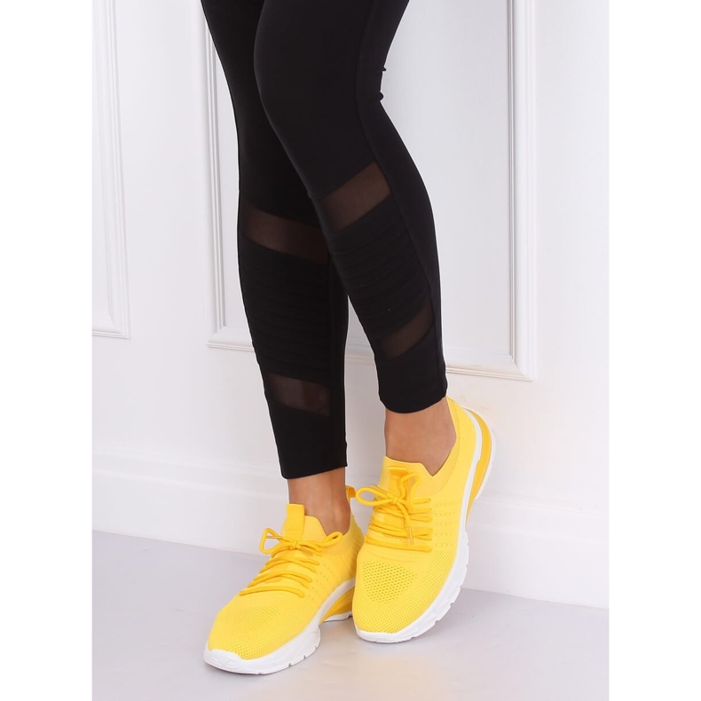 Žlutá sportovní obuv ZH-6 Turmeric 2