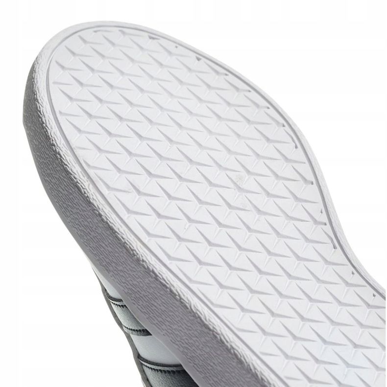 Boty Adidas Vl Court 2.0 Jr DB1831 bílý 1