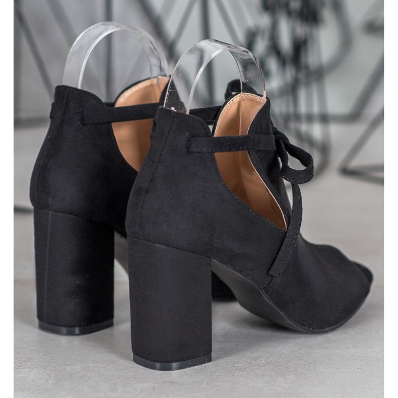 Vázané boty s otevřenou špičkou VINCEZA černá 1