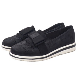 Černé matné boty na klínku YT-8 černá 2