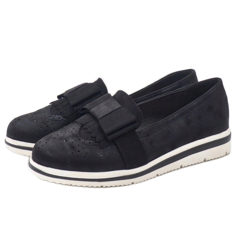 Černé matné boty na klínku YT-8 černá 2