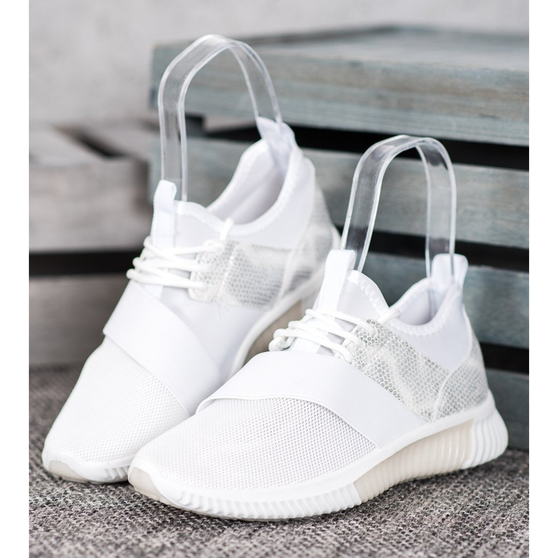 SHELOVET Sportovní obuv s gumičkou bílý 1 SHELOVET Sportovní obuv s gumičkou bílý 1