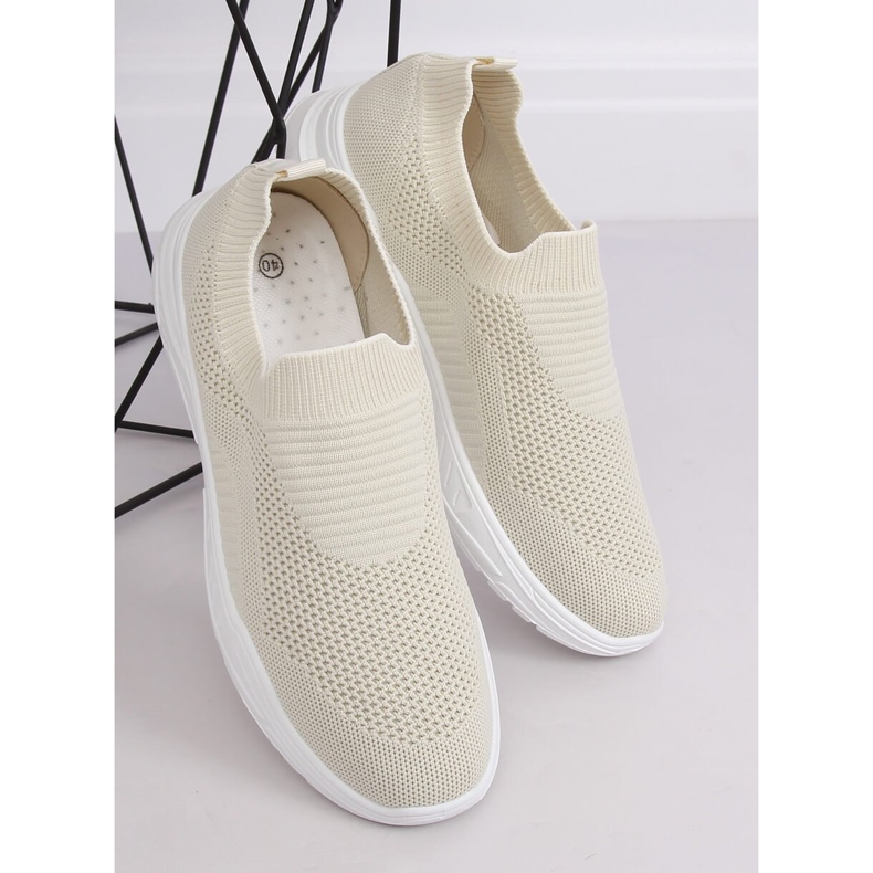 Béžová sportovní obuv FZ13P Béžová béžový 2