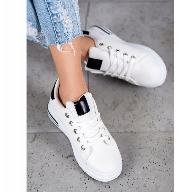 SHELOVET Módní sportovní obuv bílý 2