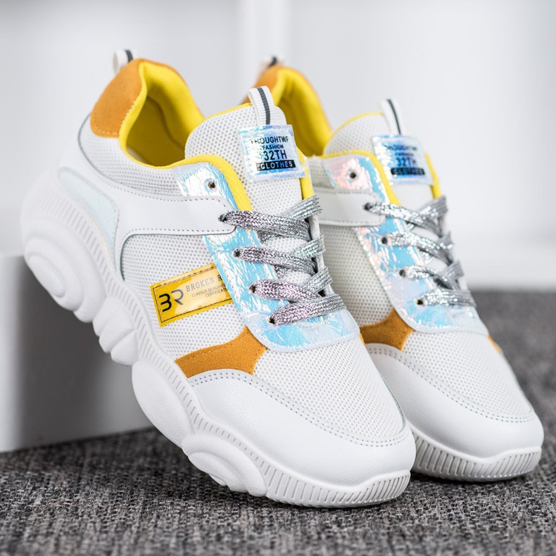 SHELOVET Pohodlná sportovní obuv bílý 2