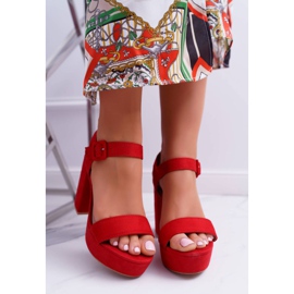 NFR Dámské sandály na vysokém podpatku a platformě červené LaMondes 2