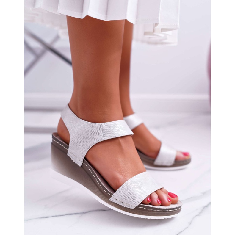 Vinceza Dámské sandály na klínu Silver Gerdro šedá 1