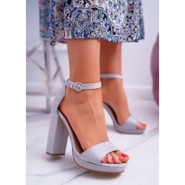 ADY Dámské šedé sandály na platformě Debora na vysokém podpatku šedá 2