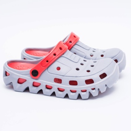 Flameshoes Šedé pánské zahradní lehké pantofle Kroks Eva červený šedá 2