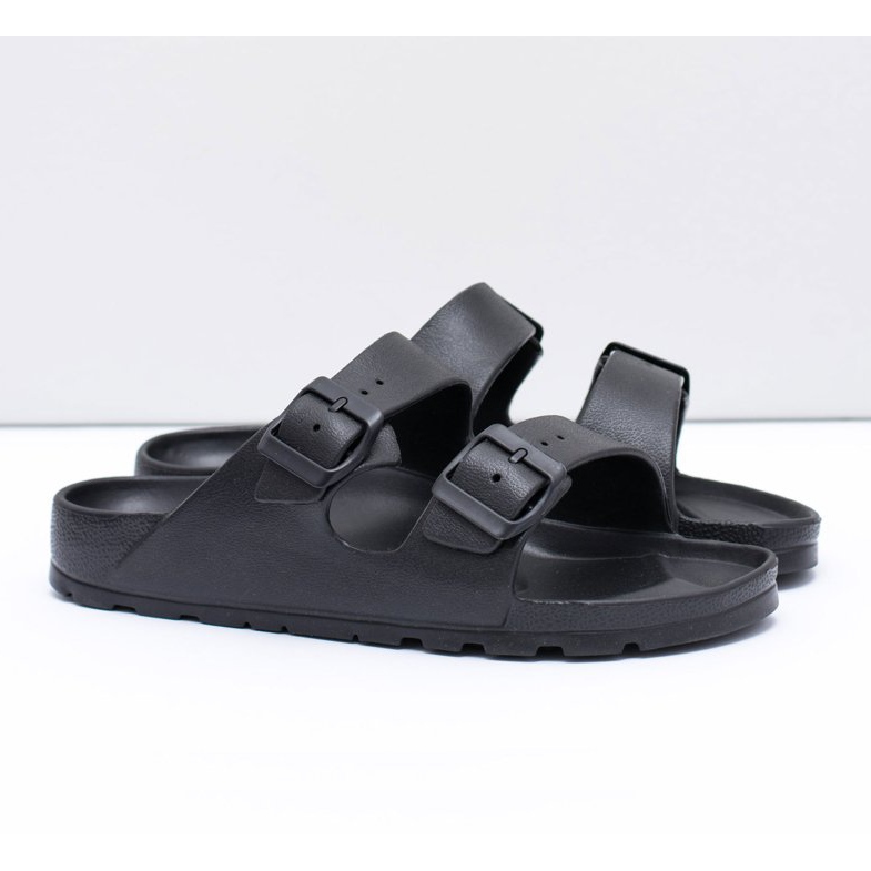 Flameshoes Pánské černé lehké pantofle do zahrady černá 1