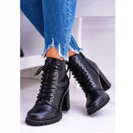 Lu Boo Black Boots na sloupku s kamínky Halsey černý 1