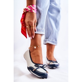 EVE Dámské prolamované baleríny z bílé a tmavě modré kůže Erdola bílý námořnická modrá 1