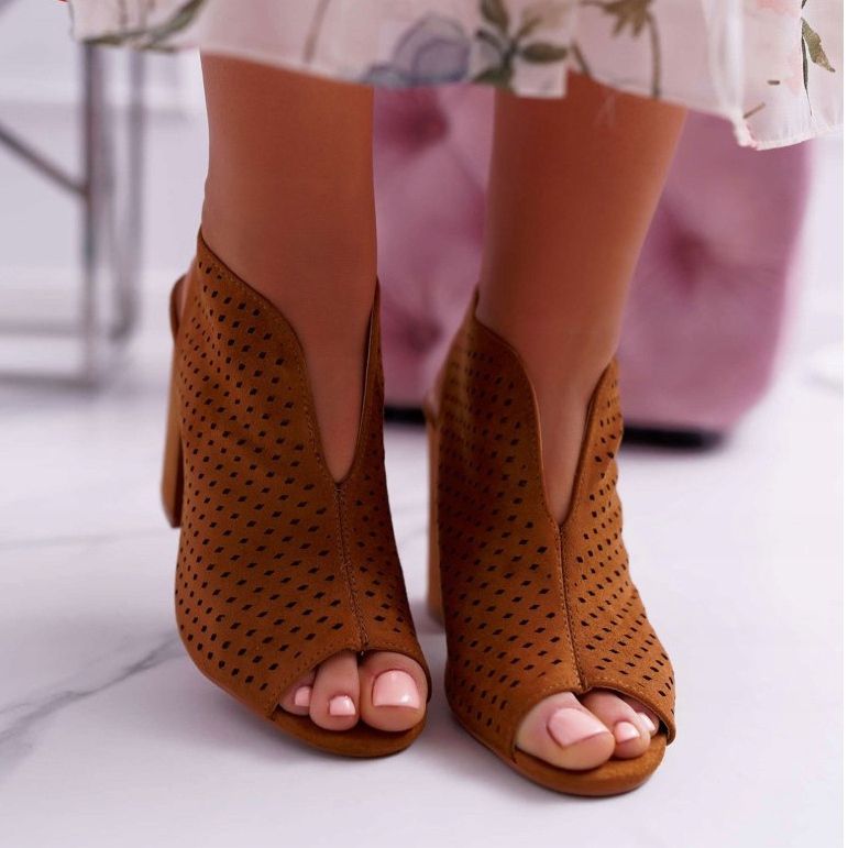 FW1 Dámské sandály na vysokém podpatku Peep Toe Camel Nevienna hnědý 2