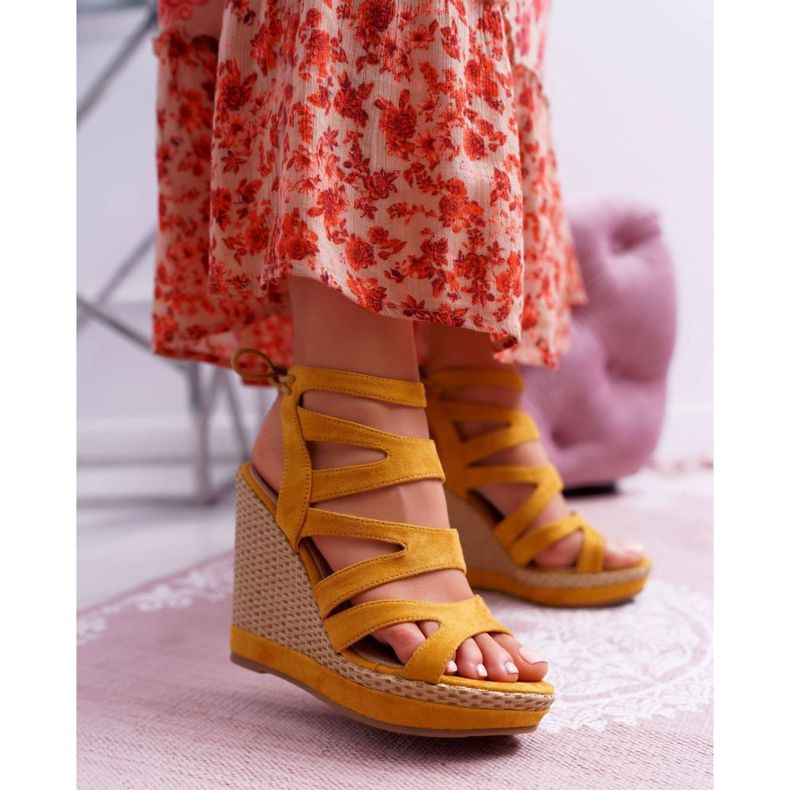 FE1 Dámské sandály na klínku, žlutý provázek, Liluena žlutá 1