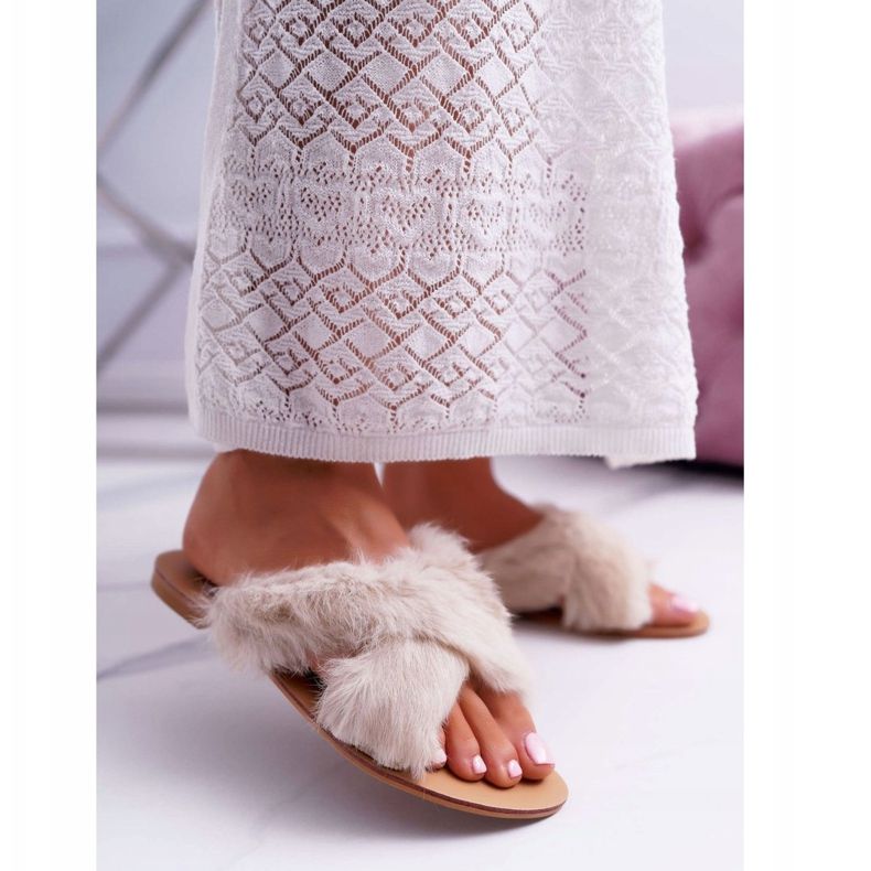 Dámské pantofle s kožešinou Lu Boo White Pimmer bílý 1