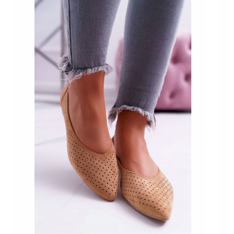 Dámské balerínky Lu Boo prolamované velbloudí dezert hnědý 2