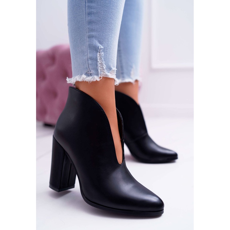 SEA Dámské kozačky na podpatku Nazouvací na černé mantaně černá 1