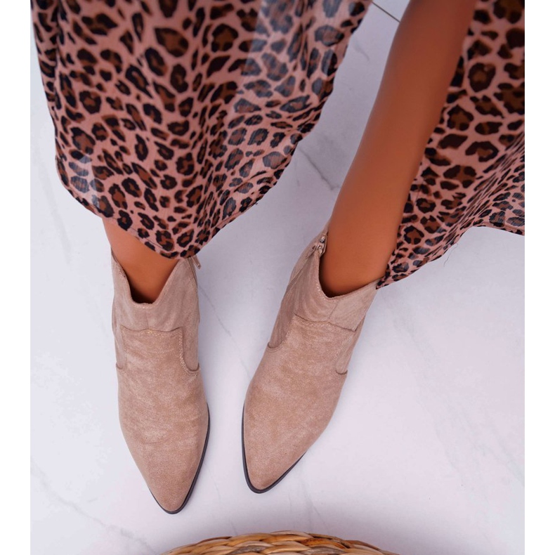 Dámské kozačky na plochém podpatku Béžová Umberco béžový 2 Dámské kozačky na plochém podpatku Béžová Umberco béžový 2