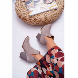 Dámské kozačky na vysokém podpatku z jarní kůže semišové cappuccino Nicole 2430 béžový 2