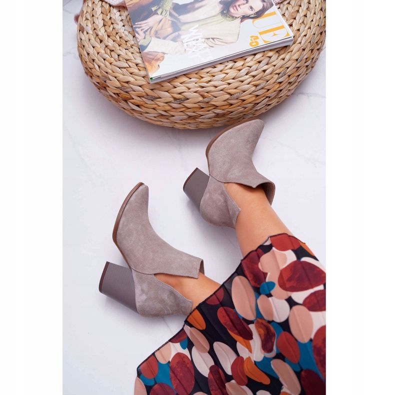 Dámské kozačky na vysokém podpatku z jarní kůže semišové cappuccino Nicole 2430 béžový 2