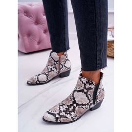 Dámské ploché kotníkové boty Murino Snake Skin bílý černý vícebarevný 2