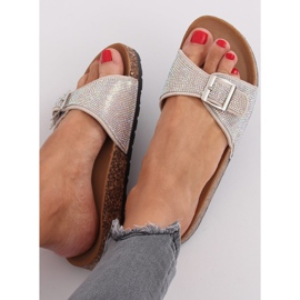 Béžové pantofle scholki s kamínky L-1032 Béžová béžový 2