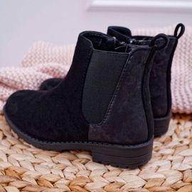 POPA Mladé černé boty s plochým podpatkem Mergolo černý 2