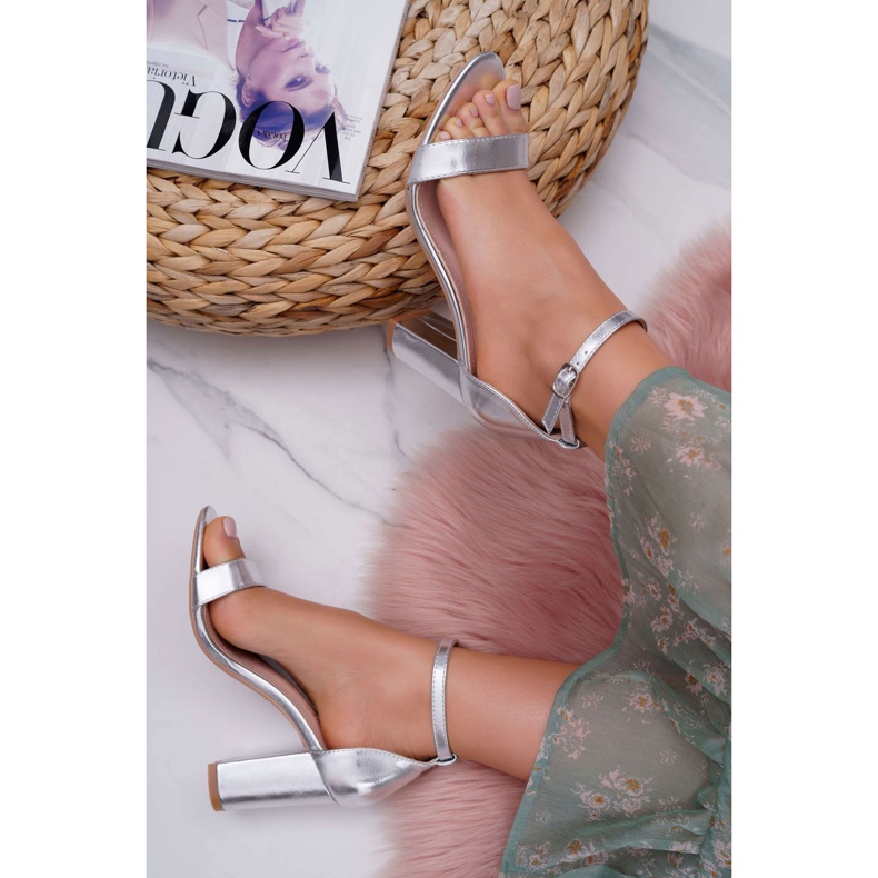 SEA Klasické stříbrné dámské sandály Fiji na podpatku šedá 1