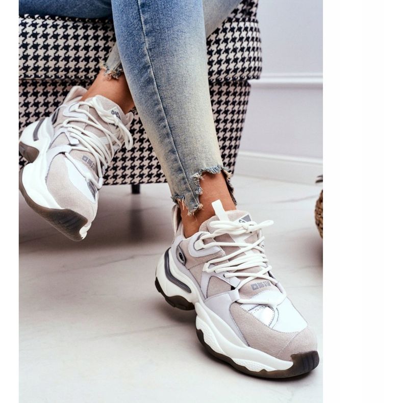 Dámské sportovní boty Big Star od Daniel Lopez White FF274A576 bílý 2