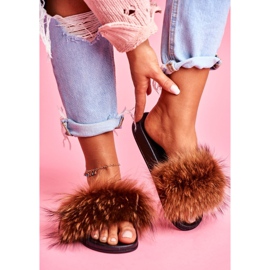 Dámské pantofle s přírodní kožešinou hnědá Naturis hnědý 2