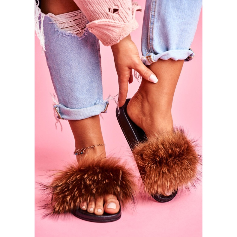 Dámské pantofle s přírodní kožešinou hnědá Naturis hnědý 2