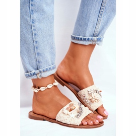 HAN Dámské béžové pantofle s mušlemi Španělsko béžový 1 HAN Dámské béžové pantofle s mušlemi Španělsko béžový 1