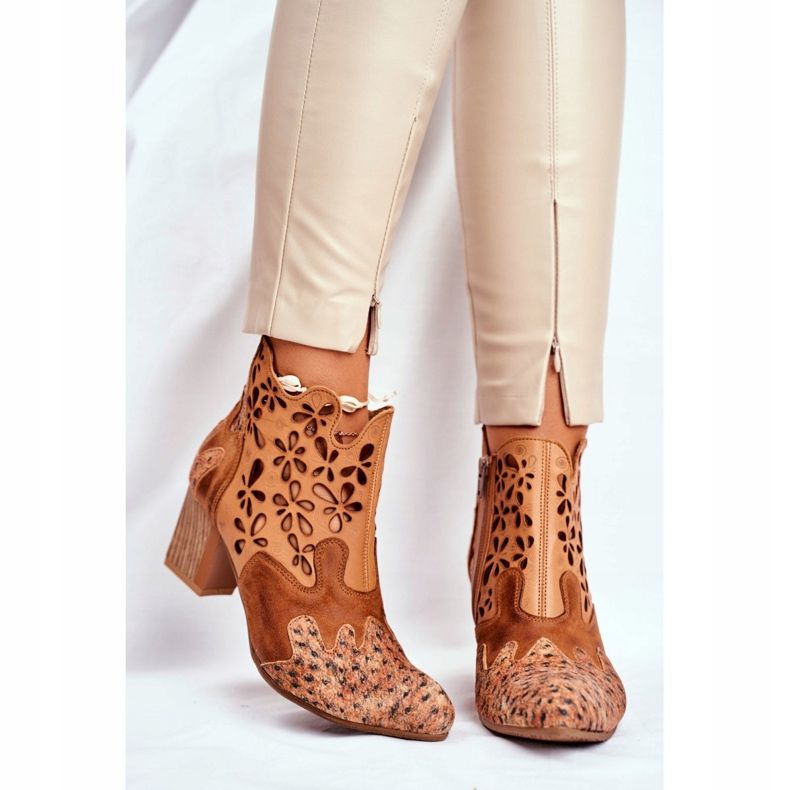 Dámské kozačky na vysokém podpatku Maciejka jarní červená 04369-29 hnědý 2