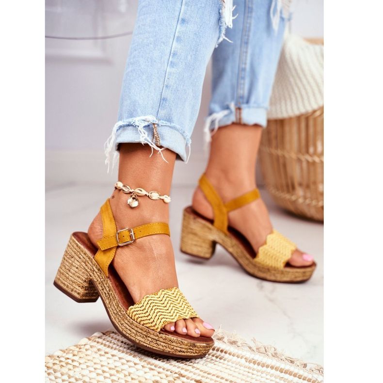 EVE Žluté dámské sandály Fobi na vysokém podpatku žlutá 1