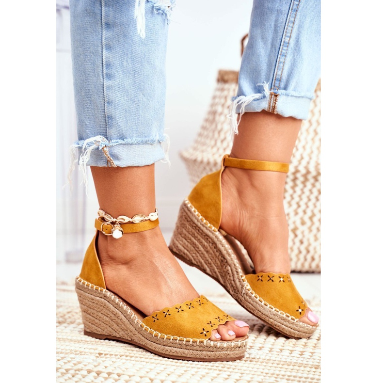 EVE Dámské sandály na klínu Espadrilles Yellow Sagittarius žluť 1